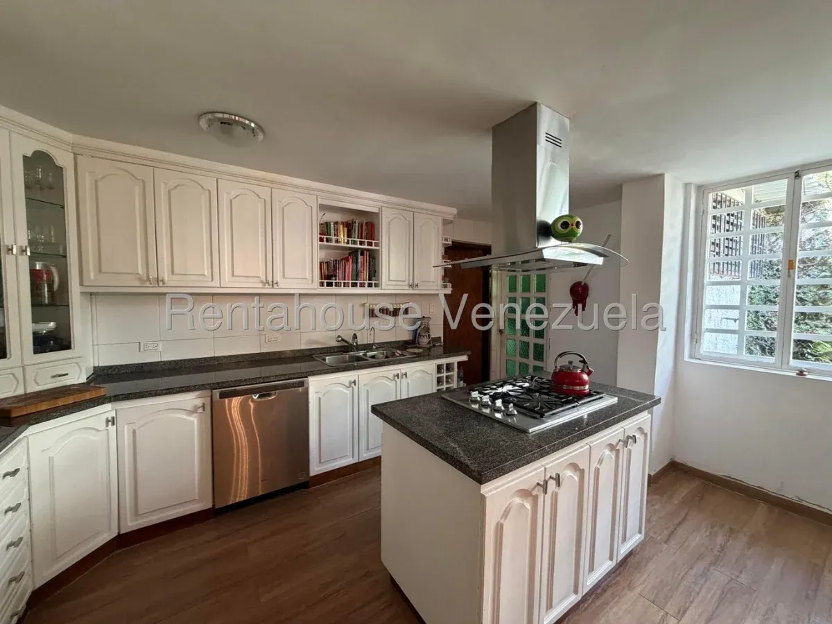 Casa en Venta Prados del Este 26-18812 / 0414-3702803 - 29