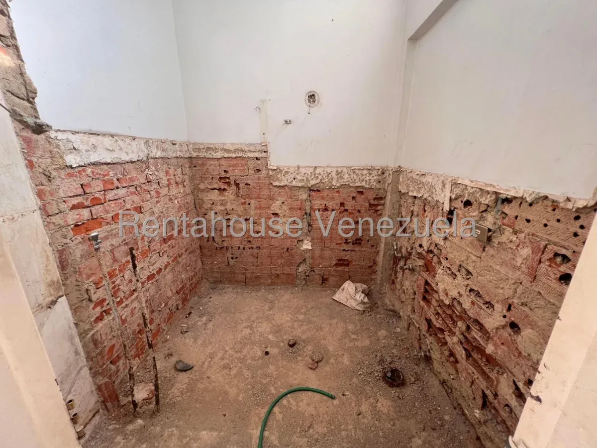 Casa en Venta Los Palos Grandes 27-1750 / 0414-3702803 - 9