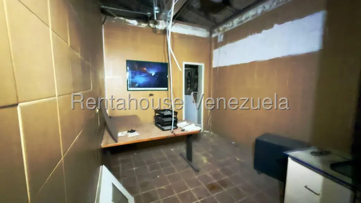 Casa Comercial en Venta Las Mercedes 25-21908 / 0414-3702803 - 19