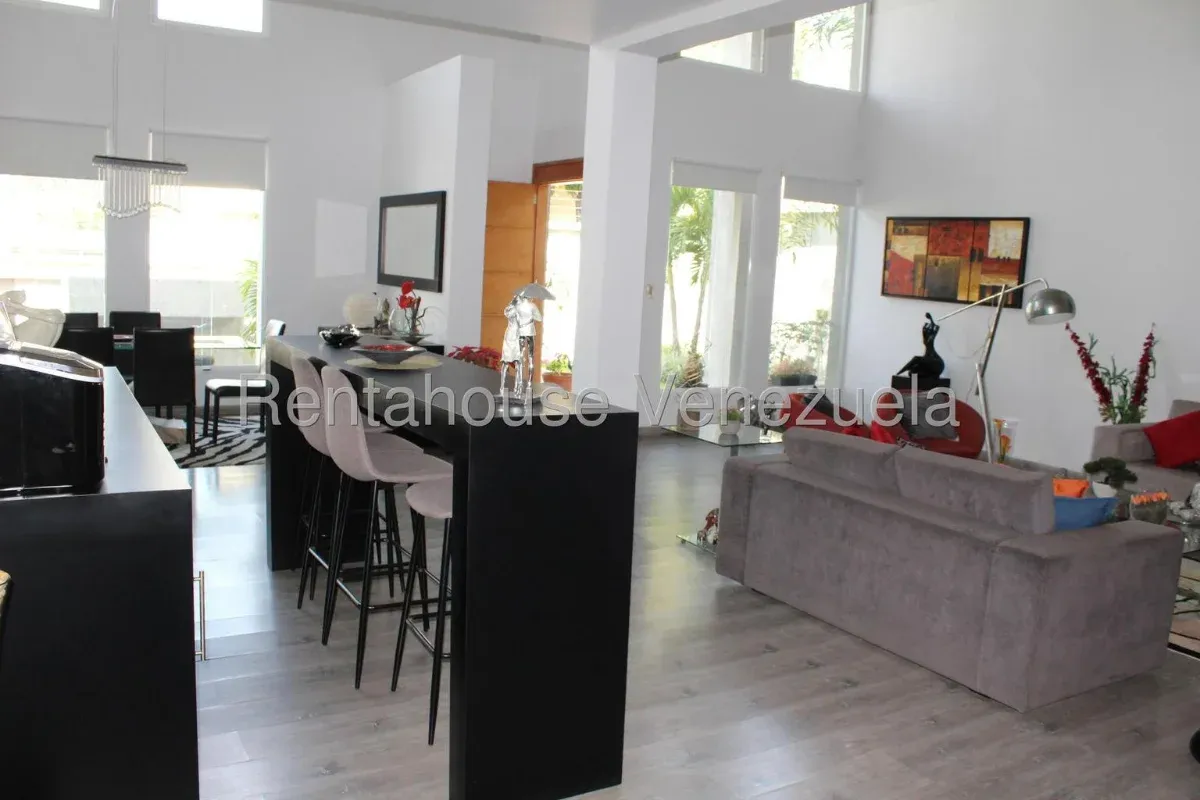 Casa en Venta Altamira 26-22139 / 0414-3702803 - 7