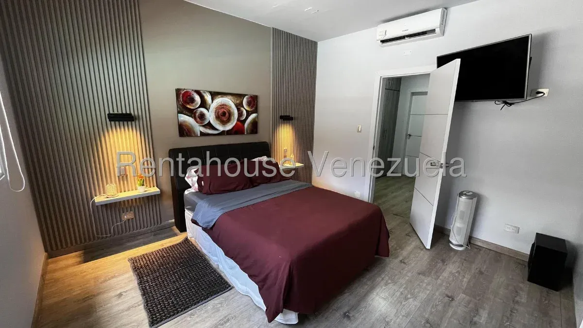 Casa en Venta Altamira 26-22139 / 0414-3702803 - 40