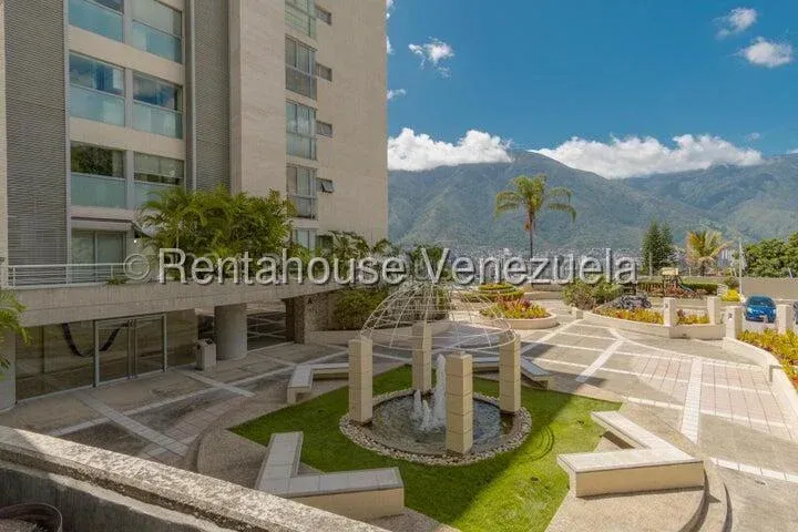 Apartamento en Alquiler Lomas de Las Mercedes 27-2551 / 0414-3702803 - 12