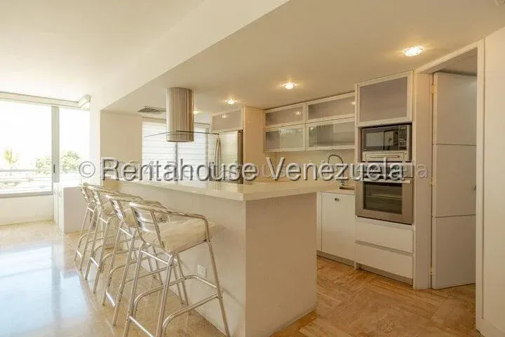 Apartamento en Alquiler Lomas de Las Mercedes 27-2551 / 0414-3702803 - 20