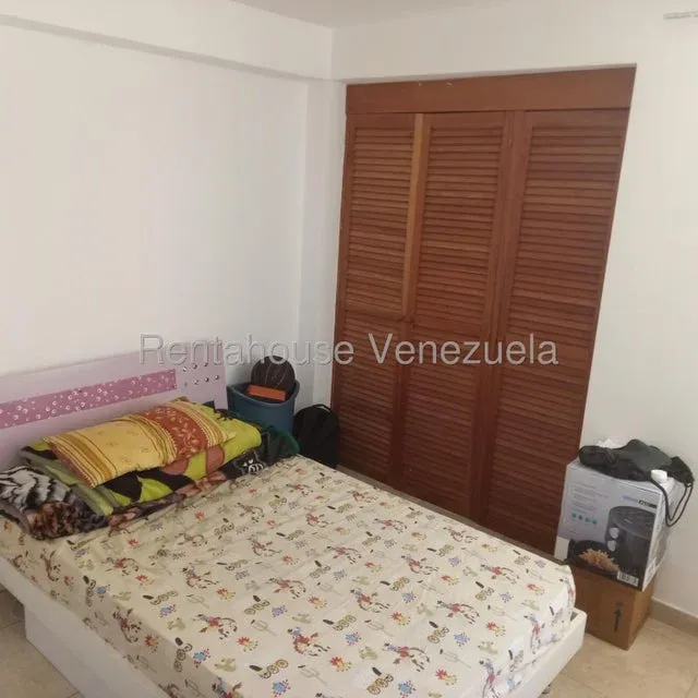 PH en Venta El Marques 27-2383 - 16