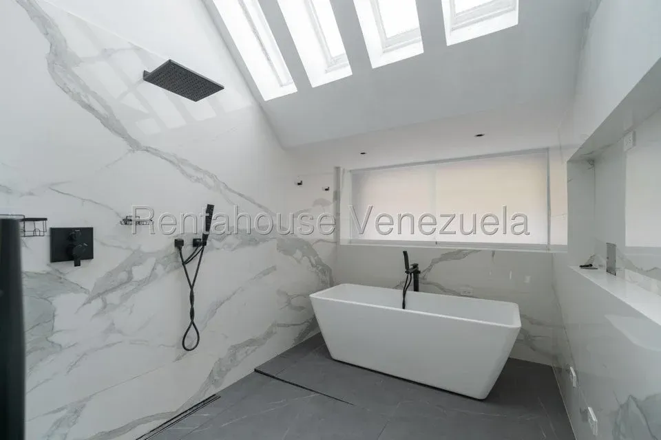 Casa en Venta Cerro Verde 26-11970 / 0414-3702803 - 7
