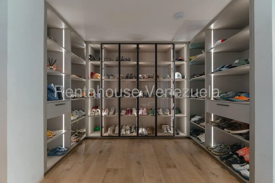 Casa en Venta Cerro Verde 26-11970 / 0414-3702803 - 12