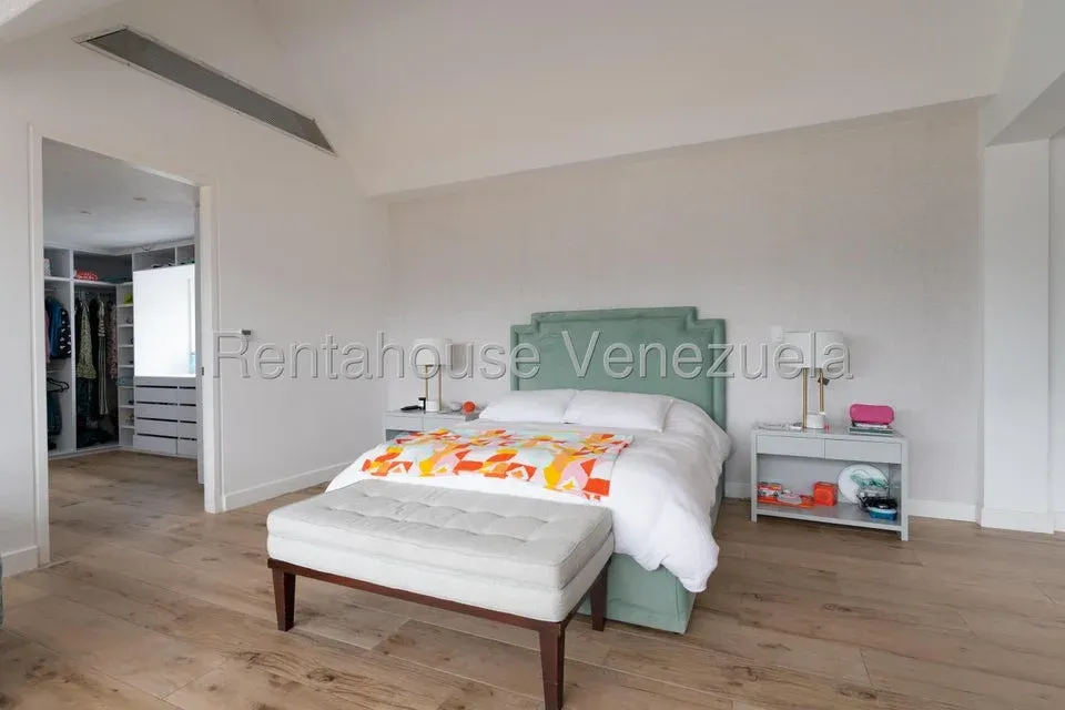 Casa en Venta Cerro Verde 26-11970 / 0414-3702803 - 13