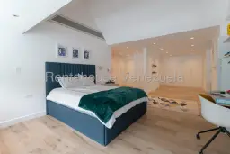 View 24