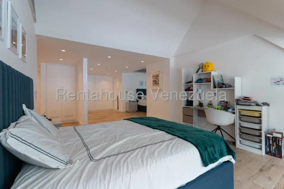 Casa en Venta Cerro Verde 26-11970 / 0414-3702803 - 25