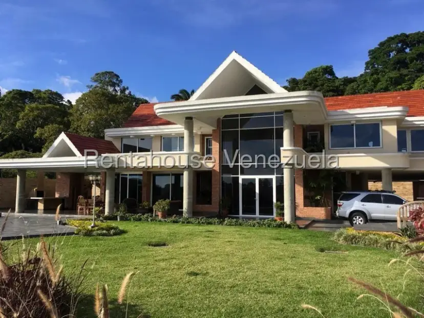 Casa en Venta La Lagunita 26-1627 / 0414-3702803