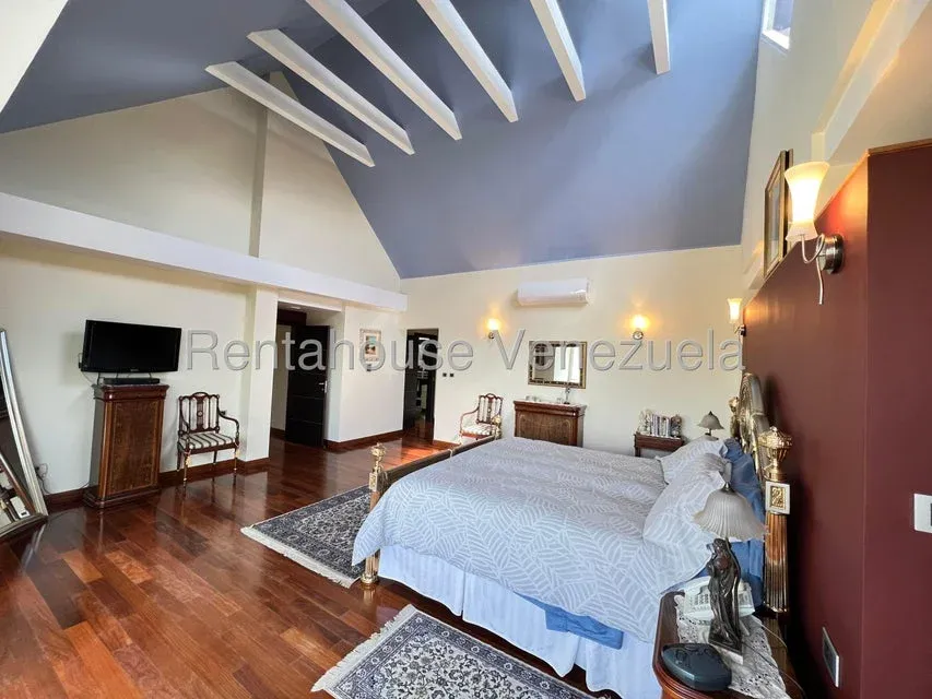 Casa en Venta La Lagunita 26-1627 / 0414-3702803 - 9