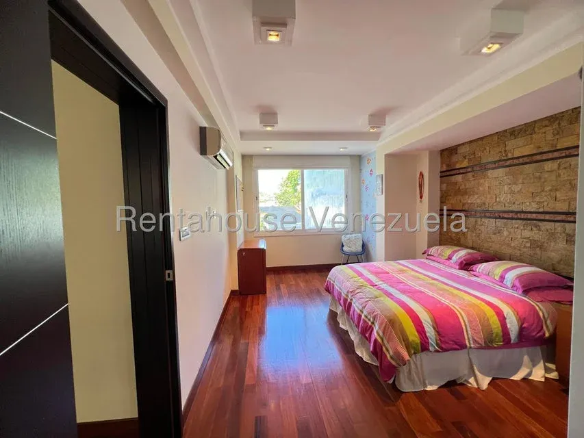 Casa en Venta La Lagunita 26-1627 / 0414-3702803 - 28