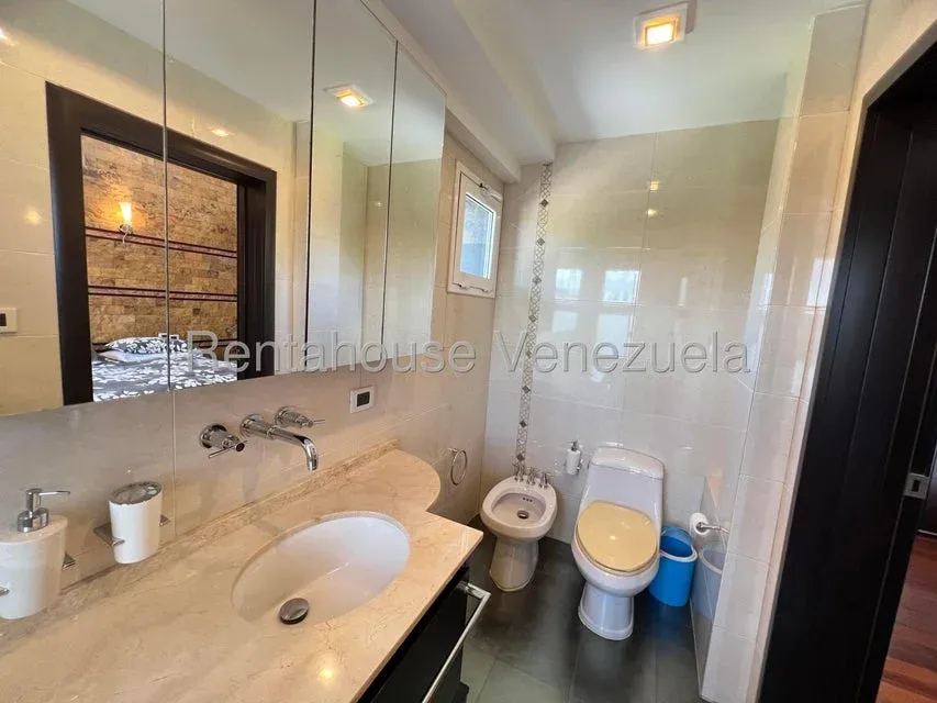 Casa en Venta La Lagunita 26-1627 / 0414-3702803 - 31