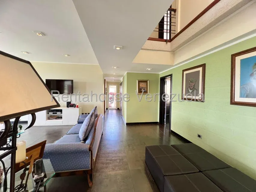 Casa en Venta La Lagunita 26-1627 / 0414-3702803 - 56