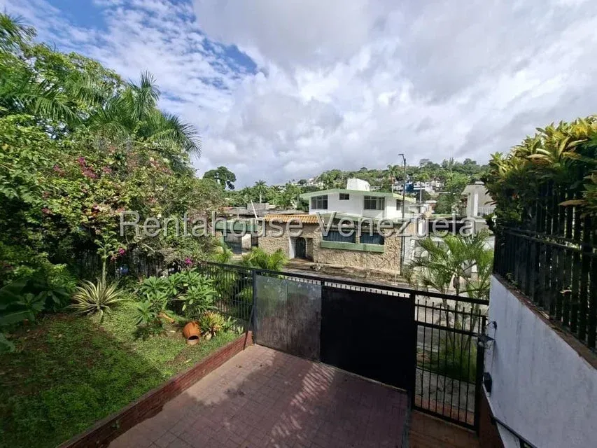 Casa en Venta Prados del Este 27-3710 - 27