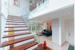 View 25