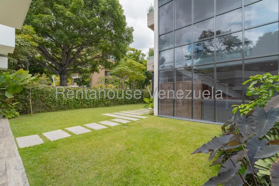 P.B. en Venta La Castellana 26-4843 - 27
