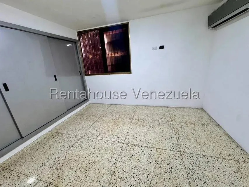 Apartamento en Venta Las Mercedes 27-2586 - 10