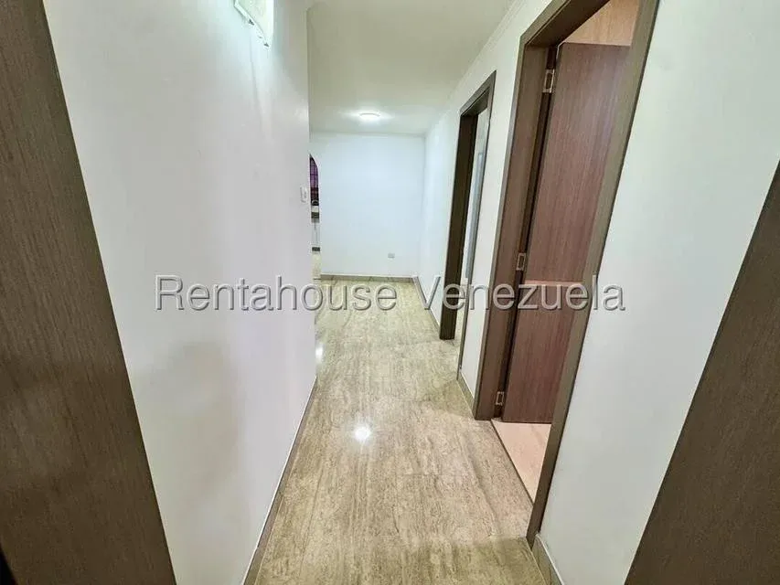 Apartamento en Venta Las Mercedes 27-2586 - 12
