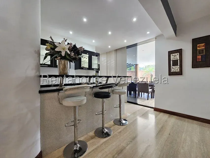 Casa en Venta Prados del Este 26-1794 / 0414-3702803 - 26