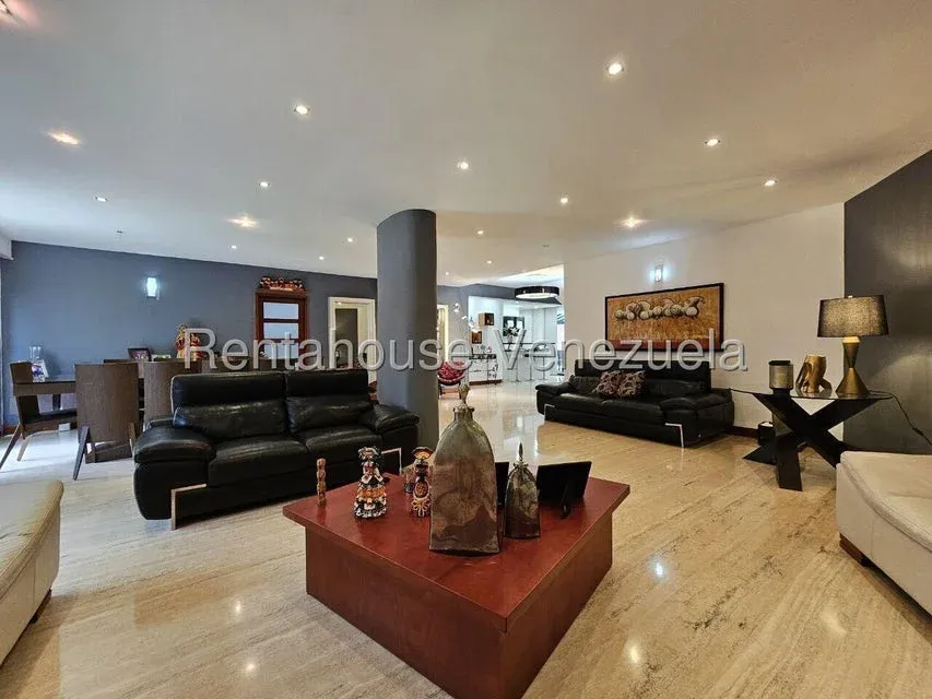Casa en Venta Prados del Este 26-1794 / 0414-3702803 - 37