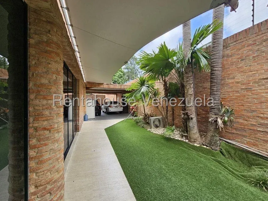 Casa en Venta Prados del Este 26-1794 / 0414-3702803 - 54