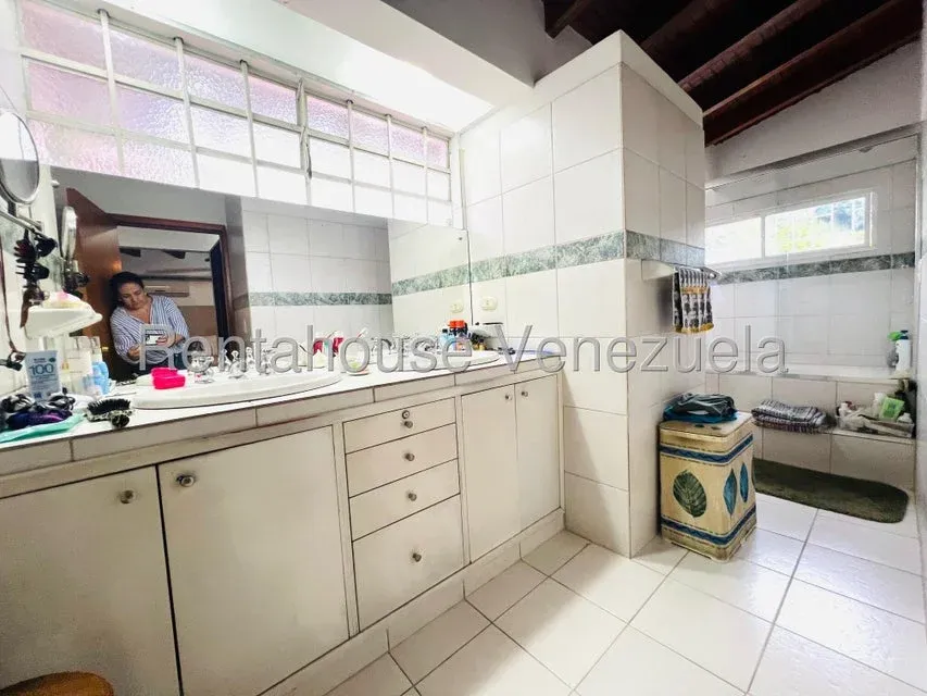 Casa en Venta Prados del Este 27-3766 / 0414-3702803 - 16