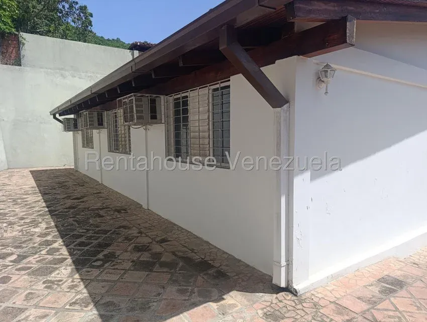 Casa en Venta Prados del Este 26-19989 - 0414-3702803 - 6