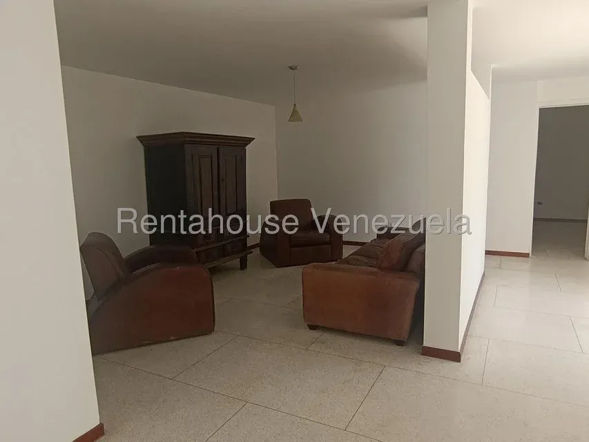 Casa en Venta Prados del Este 26-19989 - 0414-3702803 - 38