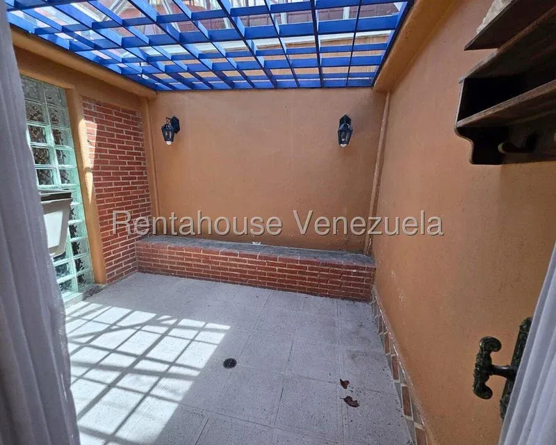 Casa en Venta Prados del Este 26-14696 / 0414-3702803 - 3