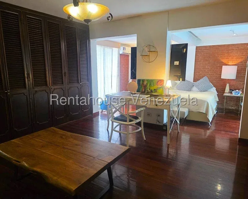 Casa en Venta Prados del Este 26-14696 / 0414-3702803 - 5