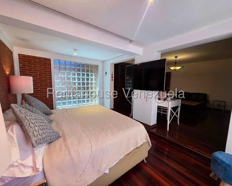 Casa en Venta Prados del Este 26-14696 / 0414-3702803 - 7