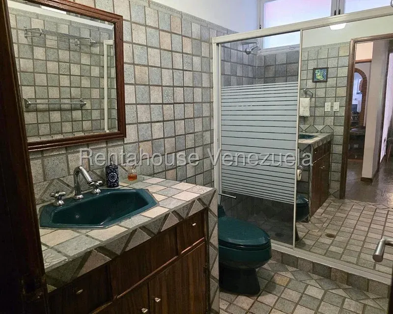 Casa en Venta Prados del Este 26-14696 / 0414-3702803 - 31