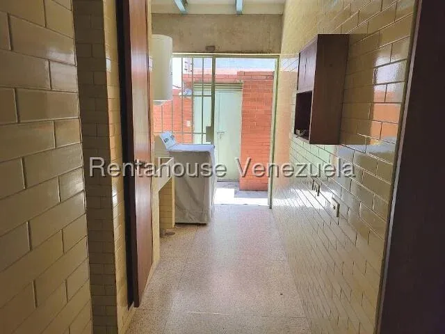 Casa en Venta Prados del Este 27-4277 / 0414-3702803 - 12