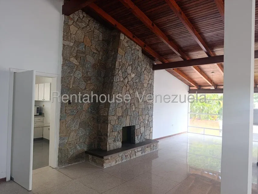Casa en Venta Prados del Este 26-19989 / 0414-3702803 - 9