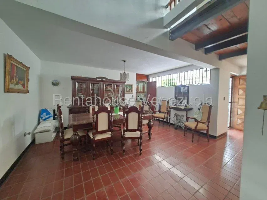 Casa en Venta El Cafetal 27-4299 / 0414-3702803 - 2