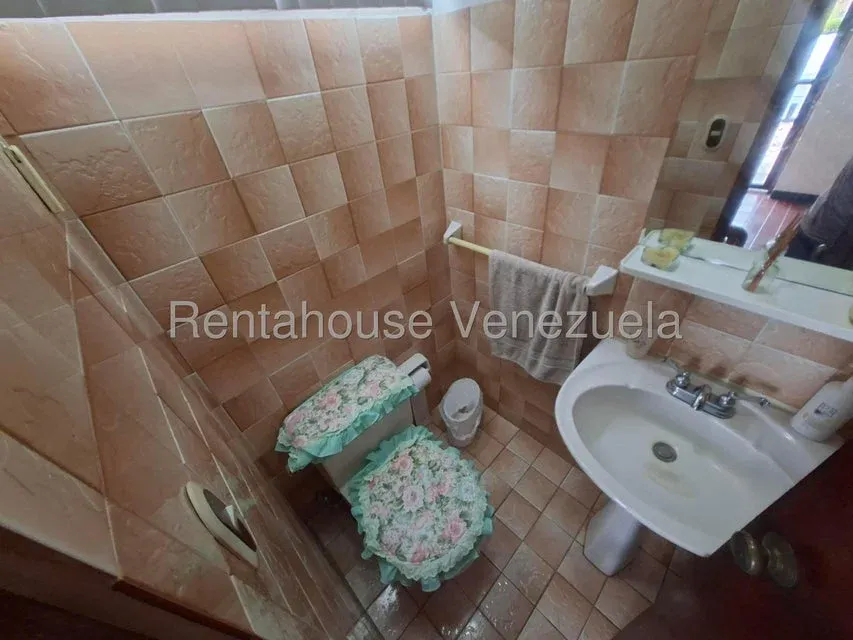 Casa en Venta El Cafetal 27-4299 / 0414-3702803 - 15