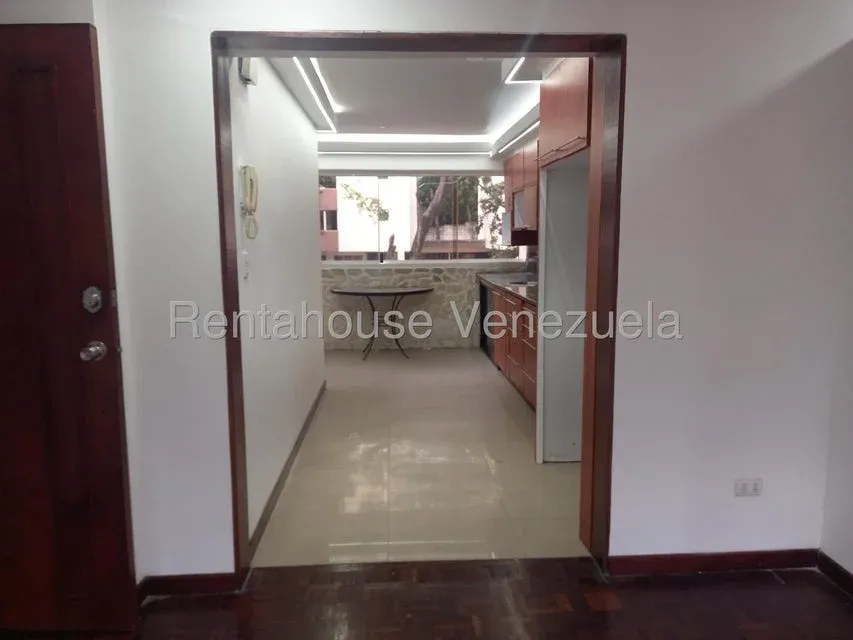 Apartamento en Venta Colina de La California 27-6171 / 0414-3702803 - 5