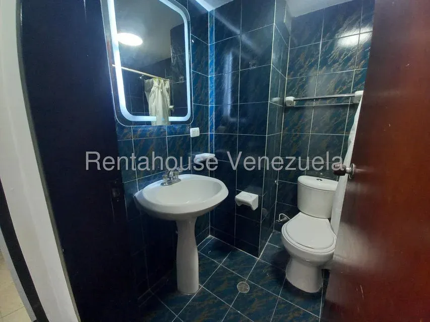 Apartamento en Venta Colina de La California 27-6171 / 0414-3702803 - 19
