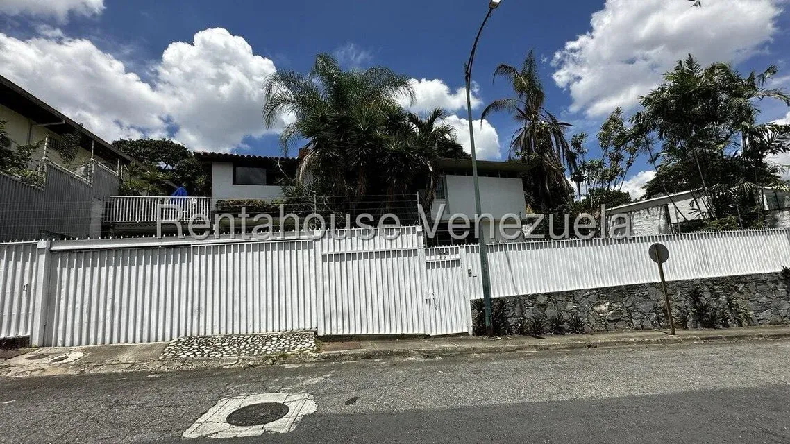 Casa en Venta  Prados del Este 27-6253 / 0414-3702803 - 2