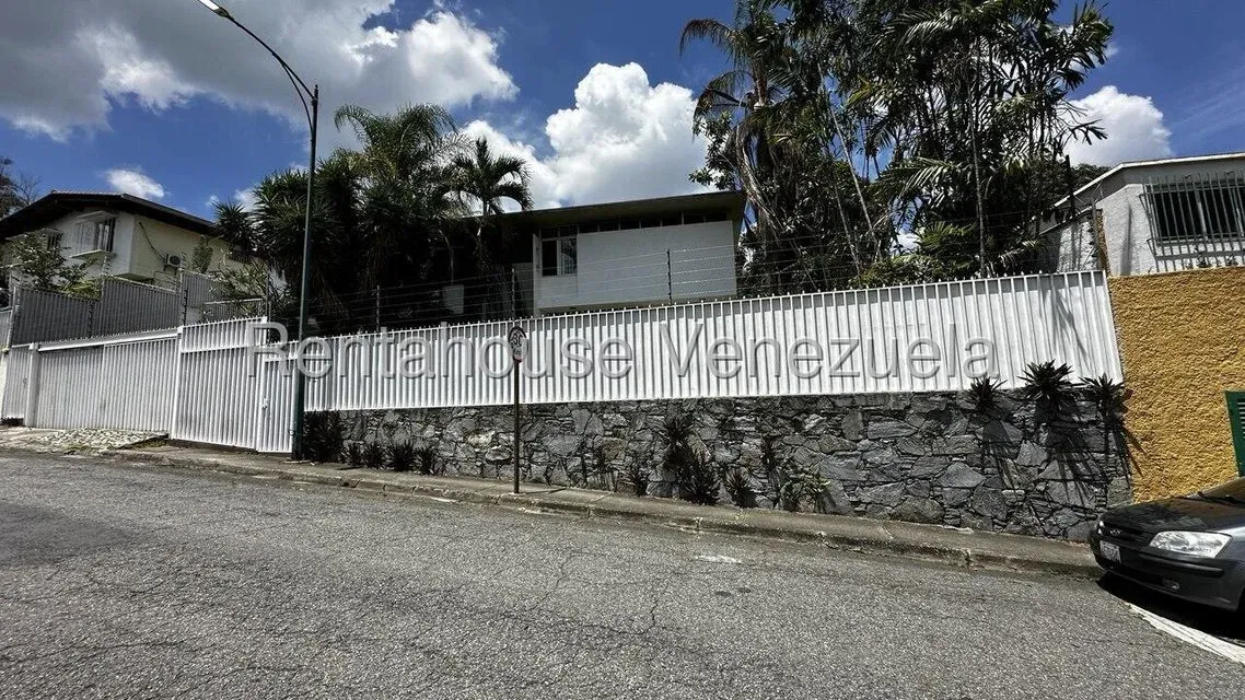 Casa en Venta  Prados del Este 27-6253 / 0414-3702803 - 3