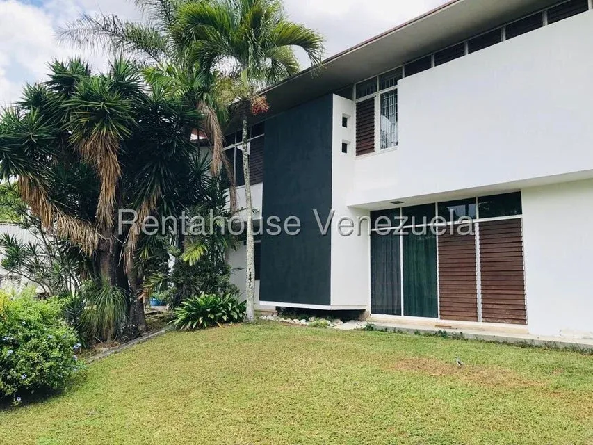 Casa en Venta  Prados del Este 27-6253 / 0414-3702803 - 6