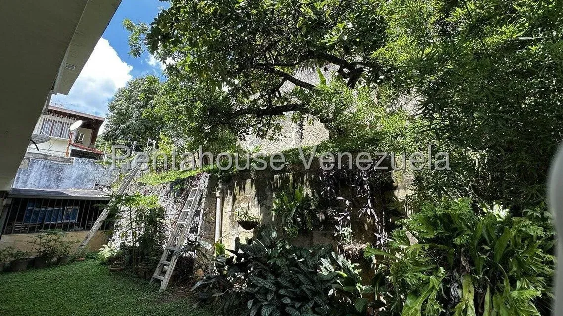 Casa en Venta  Prados del Este 27-6253 / 0414-3702803 - 27