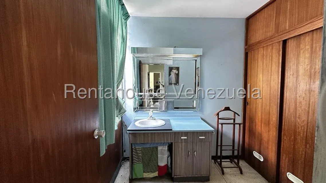 Casa en Venta  Prados del Este 27-6253 / 0414-3702803 - 39