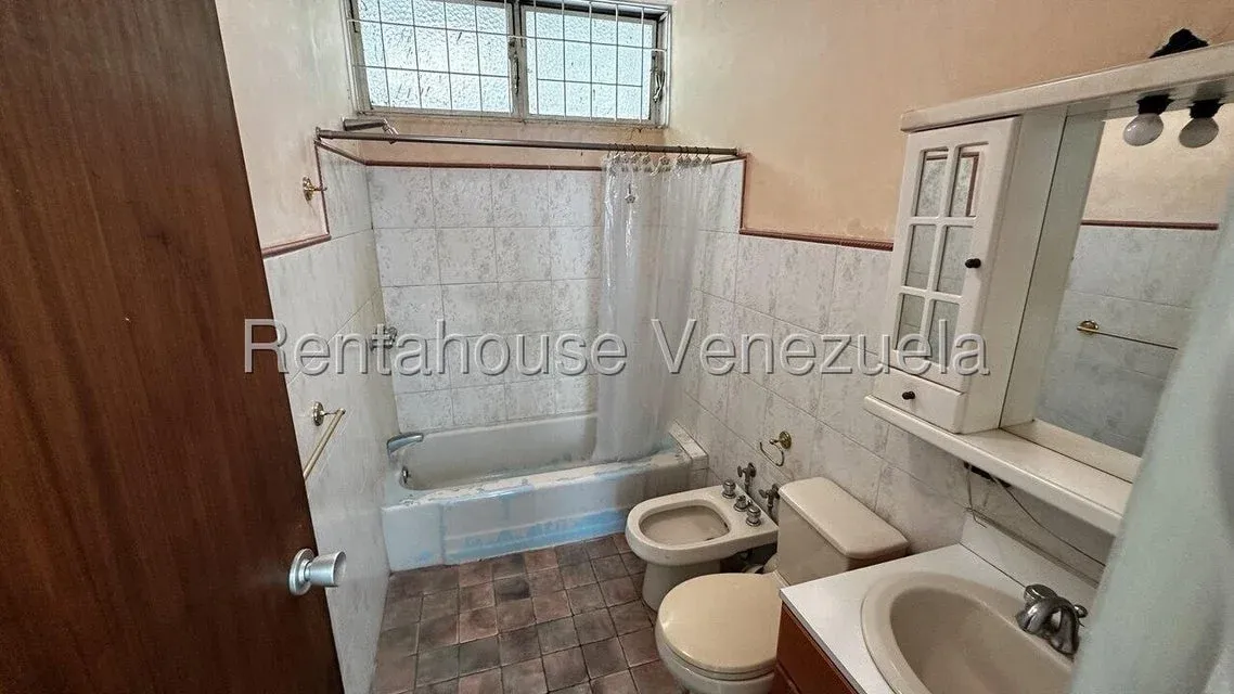 Casa en Venta  Prados del Este 27-6253 / 0414-3702803 - 42
