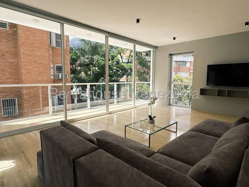 Altamira Exclusivo Apartamento en Alquiler  - 2