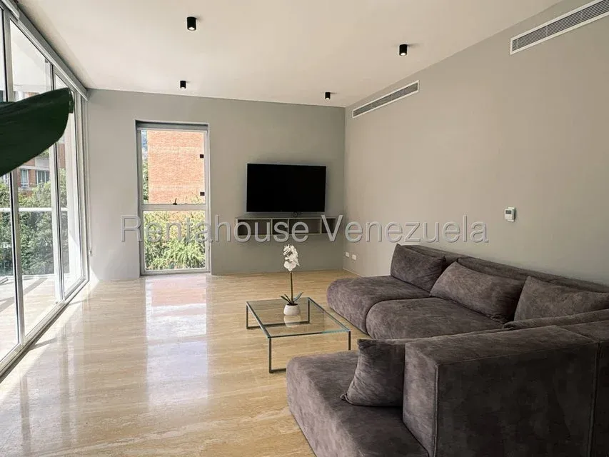 Altamira Exclusivo Apartamento en Alquiler  - 3