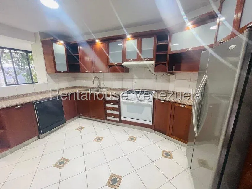 Apartamento en Alquiler en Altamira  - 13