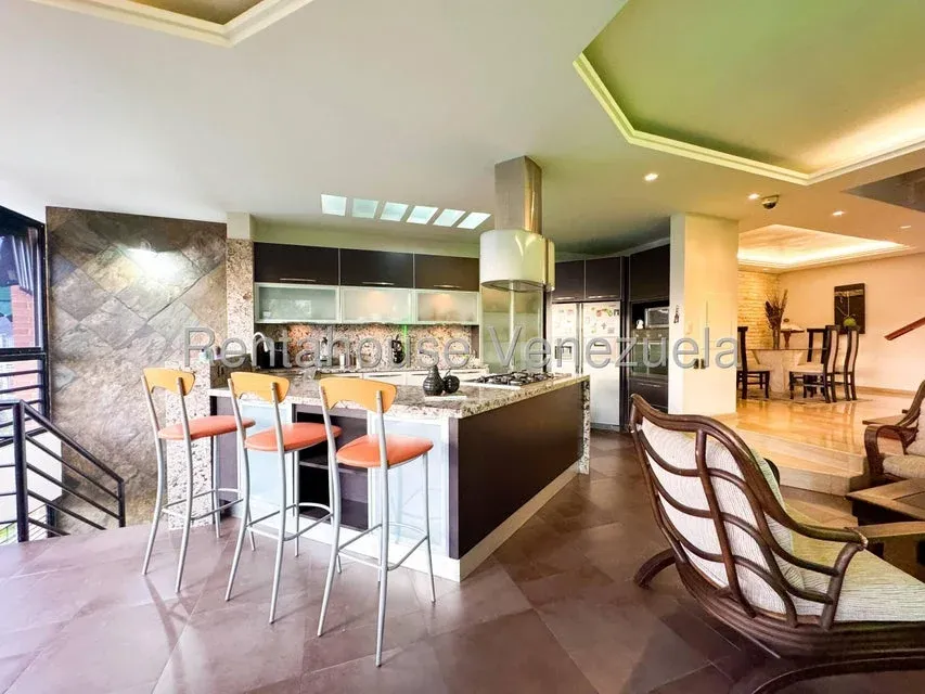 Espectacular Casa en Alquiler en Colinas de Bello Monte  - 12