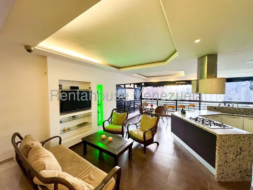 Espectacular Casa en Alquiler en Colinas de Bello Monte  - 15